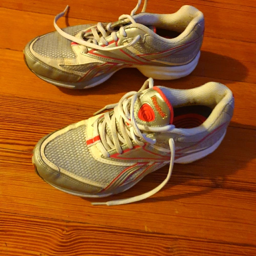 Reebok Women's Shoes Size 7